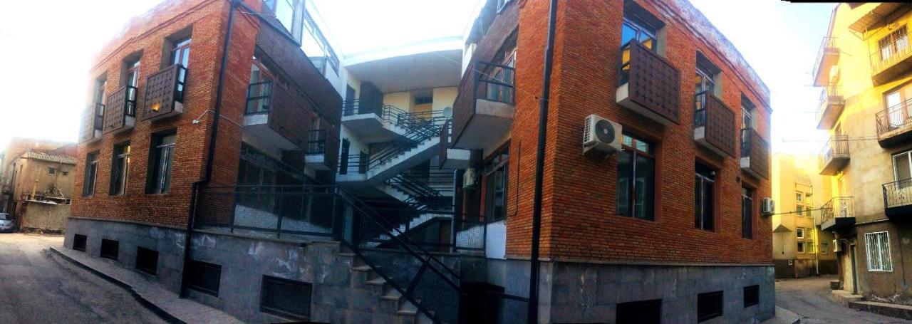 Tatias Apartments In The Downtown Tbilisi Exterior foto